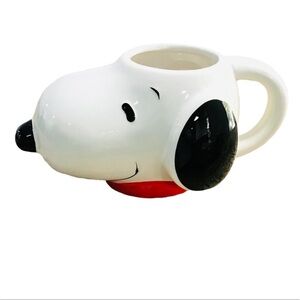 Peanuts Charlie Brown Snoopy Sculpted Ceramic Mug 24 Oz Coffee Cup